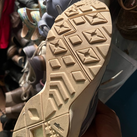 Reebok - Picture 2 of 2